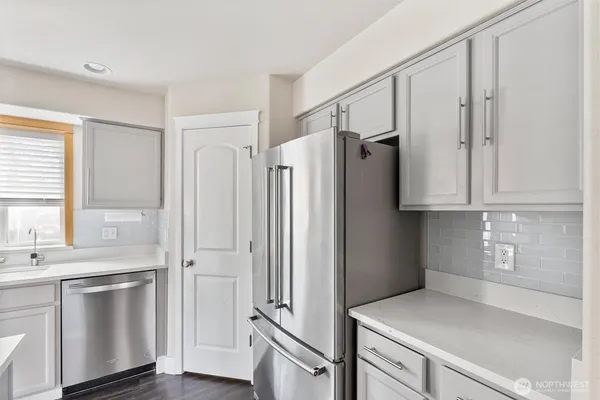 $565,000 | 11607 9th Drive Southeast, Everett, WA 98208