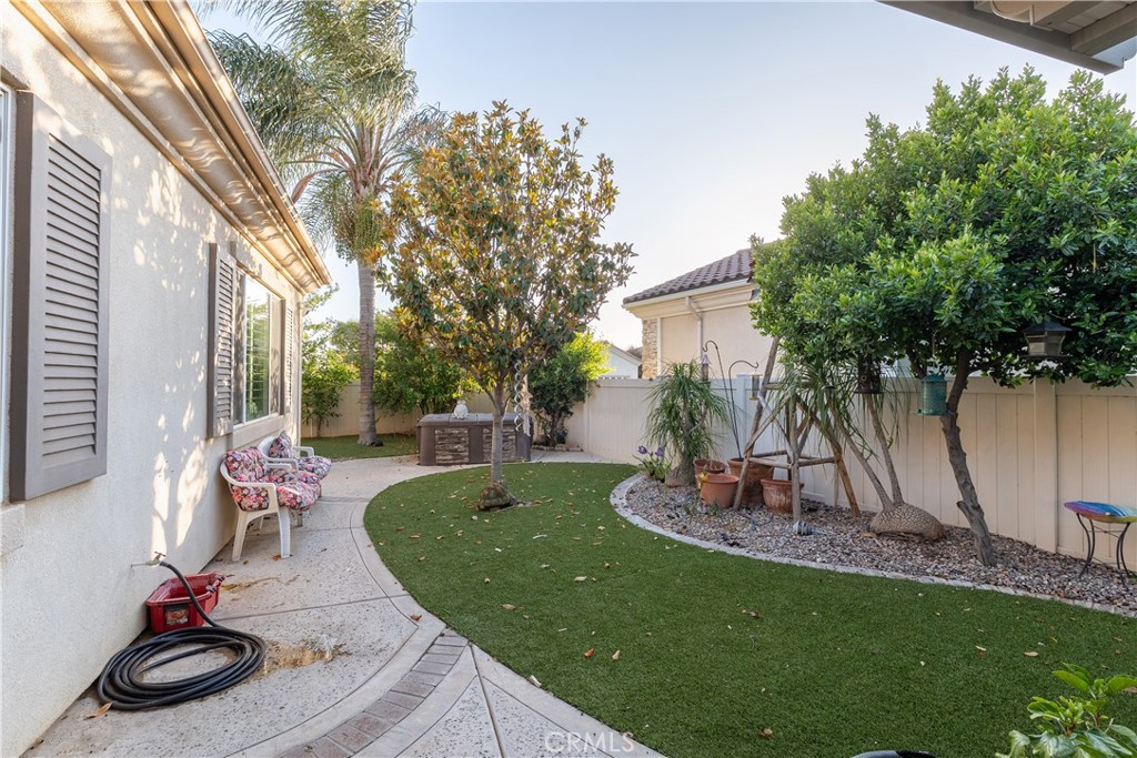 962 Gleneagles Road Beaumont, CA 92223 - Photo 28 of 31