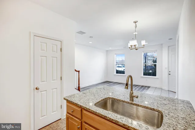 $2,800 | 25550 Casale Terrace, Chantilly, VA 20152