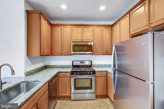 $2,800 | 25550 Casale Terrace, Chantilly, VA 20152