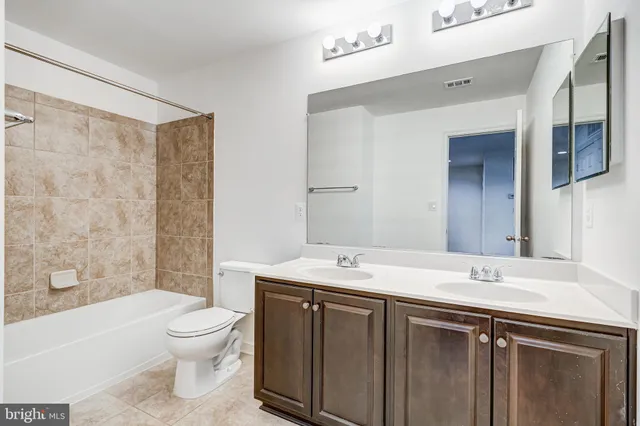 $2,800 | 25550 Casale Terrace, Chantilly, VA 20152