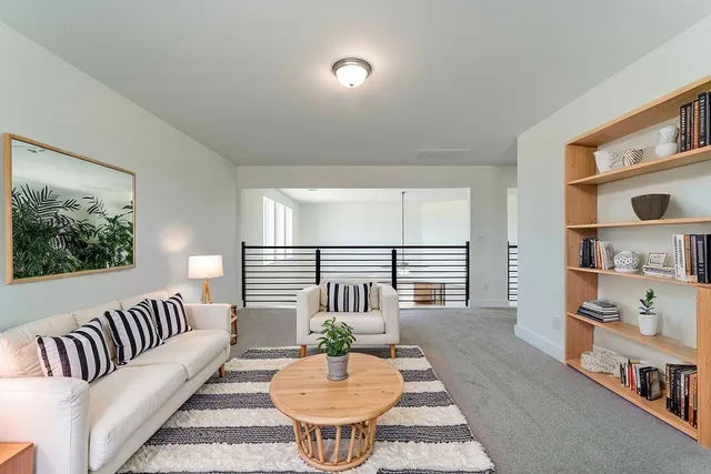 $387,990 | 359 Twin Lakes Boulevard West, West Columbia, TX 77486