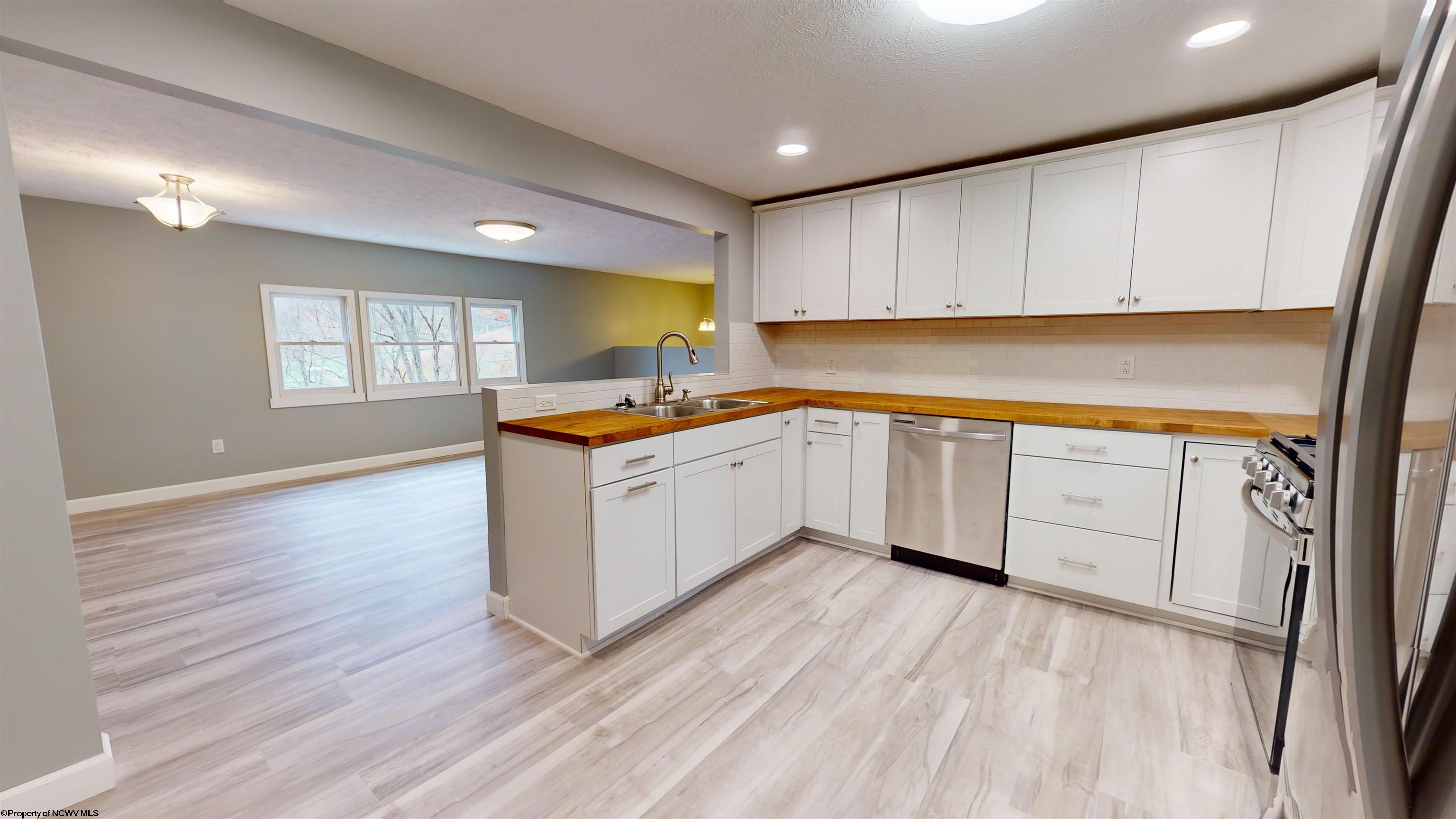 790 Middleville Road Bridgeport, WV 26330 - Photo 7 of 27 Gallery Image 7