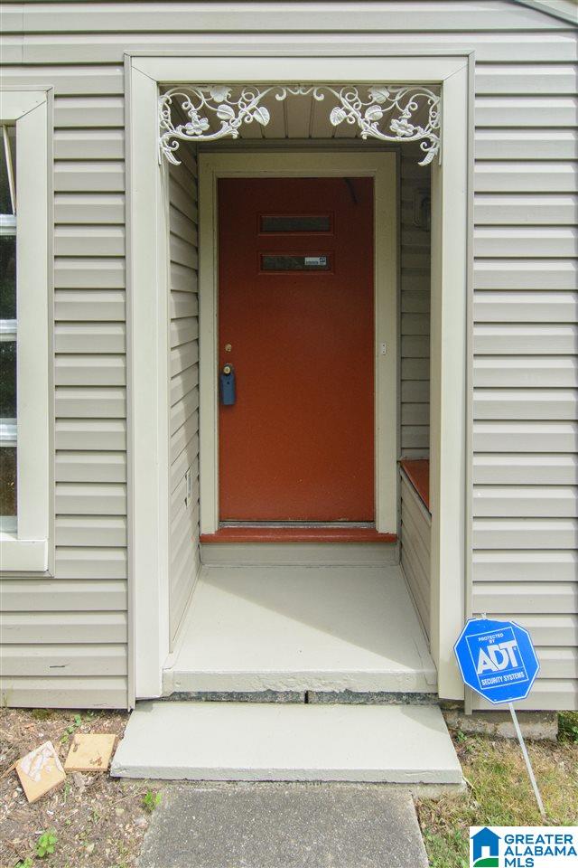 1409 Cresthill Road Birmingham, AL 35213 - Photo 3 of 26