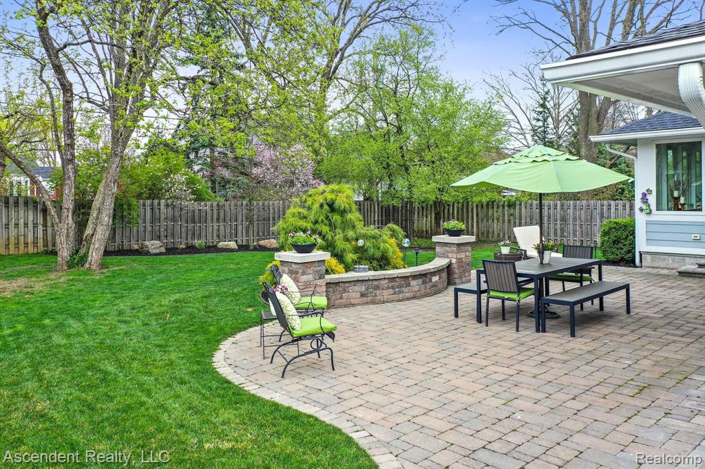 1823 Pembroke Road Birmingham, MI 48009 - Photo 39 of 42