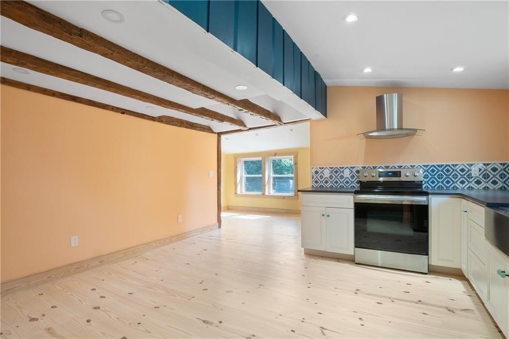 2930 Main Road Tiverton, RI 02878 - Photo 4 of 21