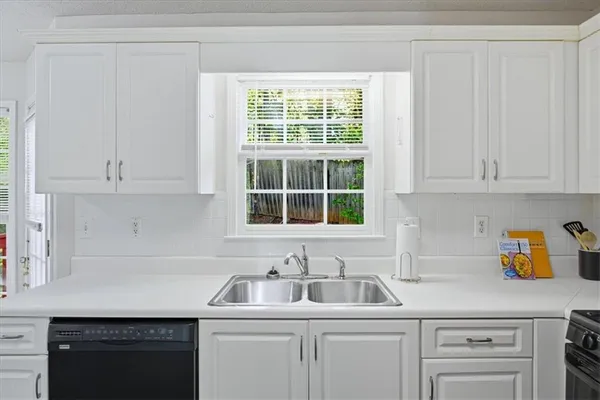 $319,000 | 20 Kimball Court, Douglasville, GA 30134