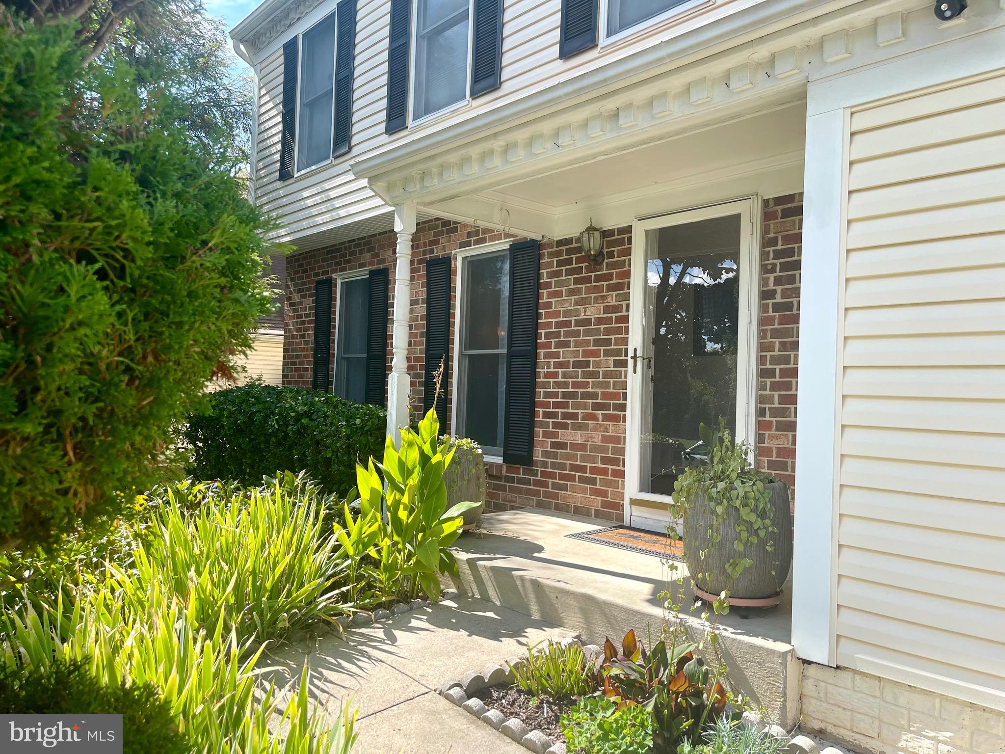 12125 Stoney Bottom Road Germantown, MD 20874 - Photo 3 of 23 front view of a house