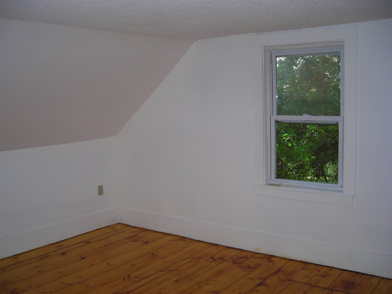 9 Mill Street Troy, NH 03465 - Photo 12 of 15 Gallery Image 12