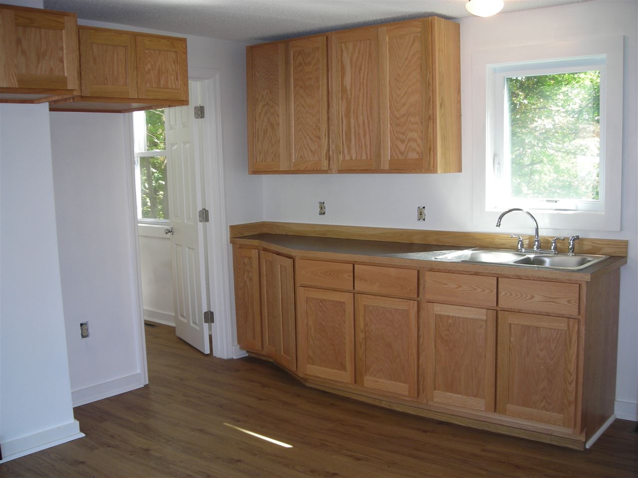 9 Mill Street Troy, NH 03465 - Photo 5 of 15 Gallery Image 5