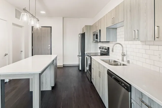 $1,586 | 2420 East Capitol Drive, Unit 204, Shorewood, WI 53211