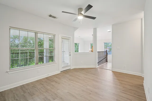 $479,000 | 90 Panterra Way, The Woodlands, TX 77382