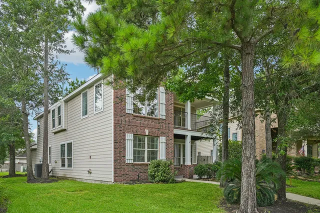 $479,000 | 90 Panterra Way, The Woodlands, TX 77382