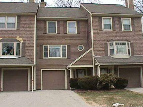 27 Walnut Circle Merrimack, NH 03054 - Photo 1 of 1 Gallery Image 1