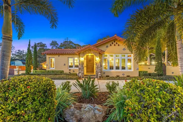 $950,000 | 1431 22nd Avenue North, St. Petersburg, FL 33704