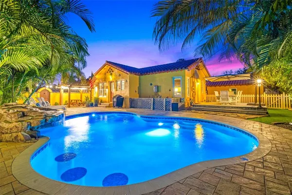 $950,000 | 1431 22nd Avenue North, St. Petersburg, FL 33704