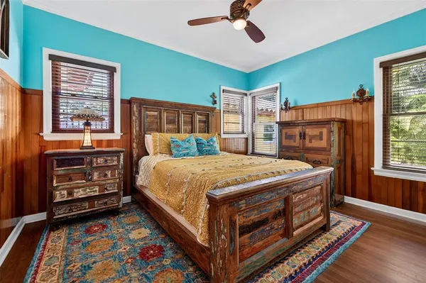 $950,000 | 1431 22nd Avenue North, St. Petersburg, FL 33704