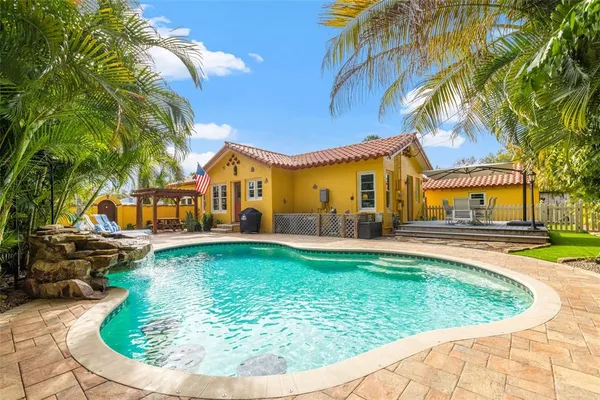 $950,000 | 1431 22nd Avenue North, St. Petersburg, FL 33704