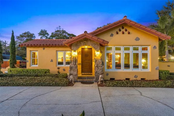 $950,000 | 1431 22nd Avenue North, St. Petersburg, FL 33704