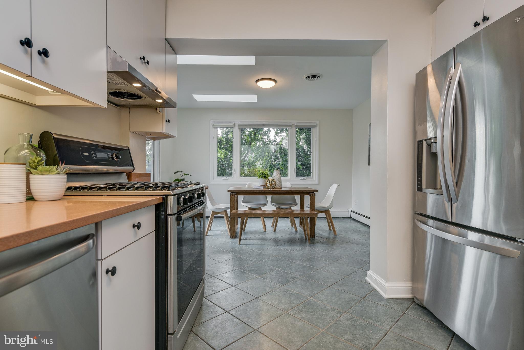 10106 Greenock Road Silver Spring, MD 20901 - Photo 11 of 34