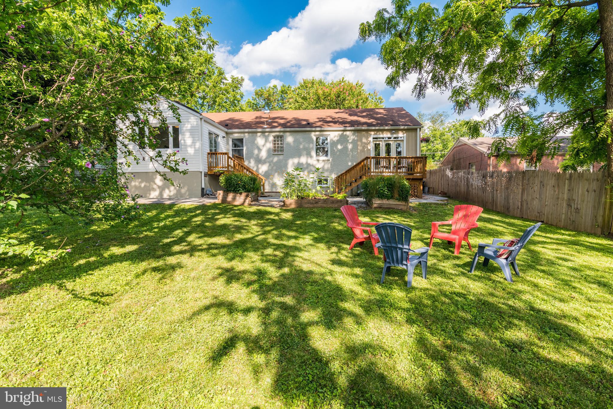10106 Greenock Road Silver Spring, MD 20901 - Photo 31 of 34 Large fenced yard