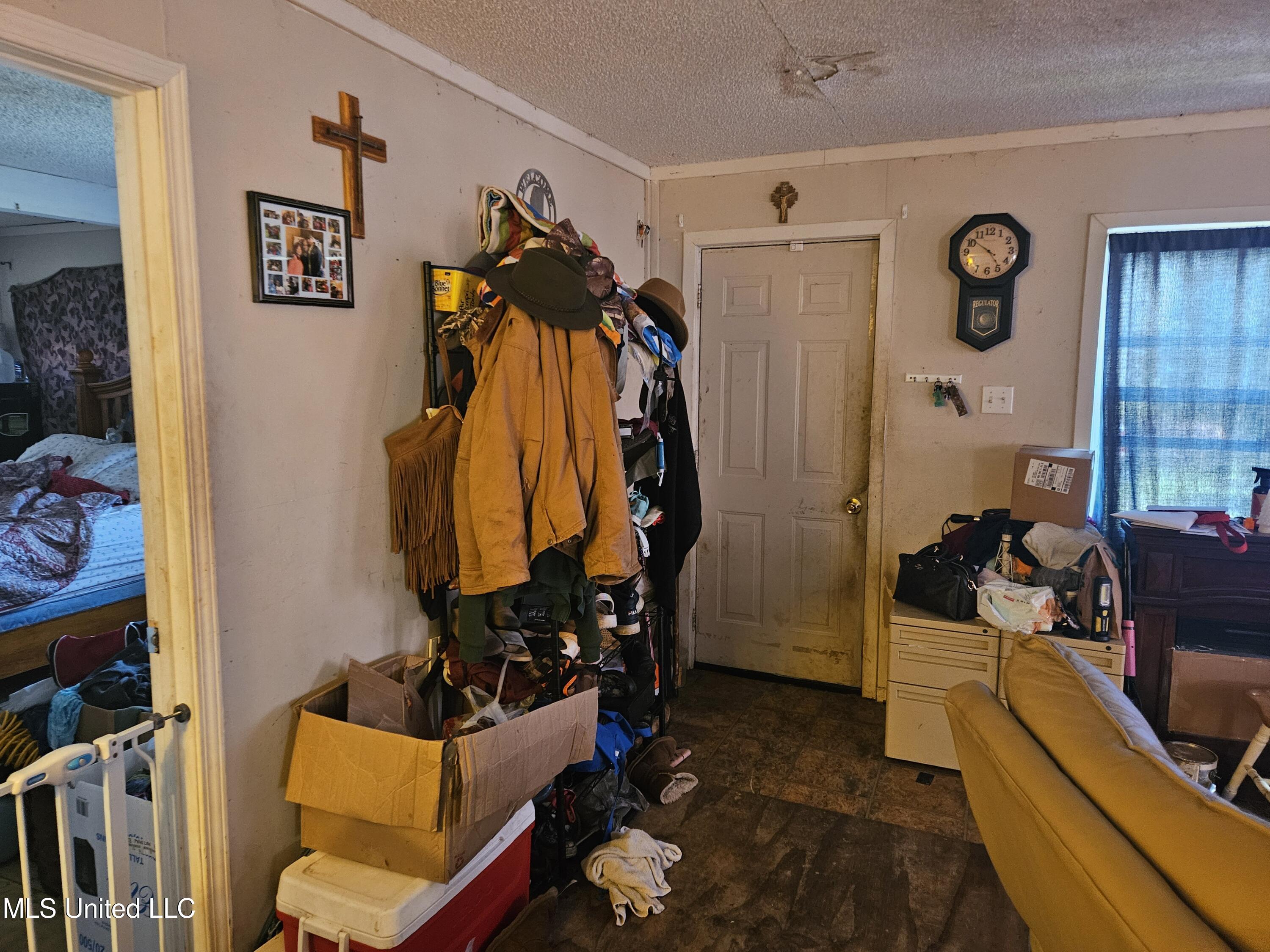 8800 Graham Road Moss Point, MS 39562 - Photo 12 of 38 20250311_165001