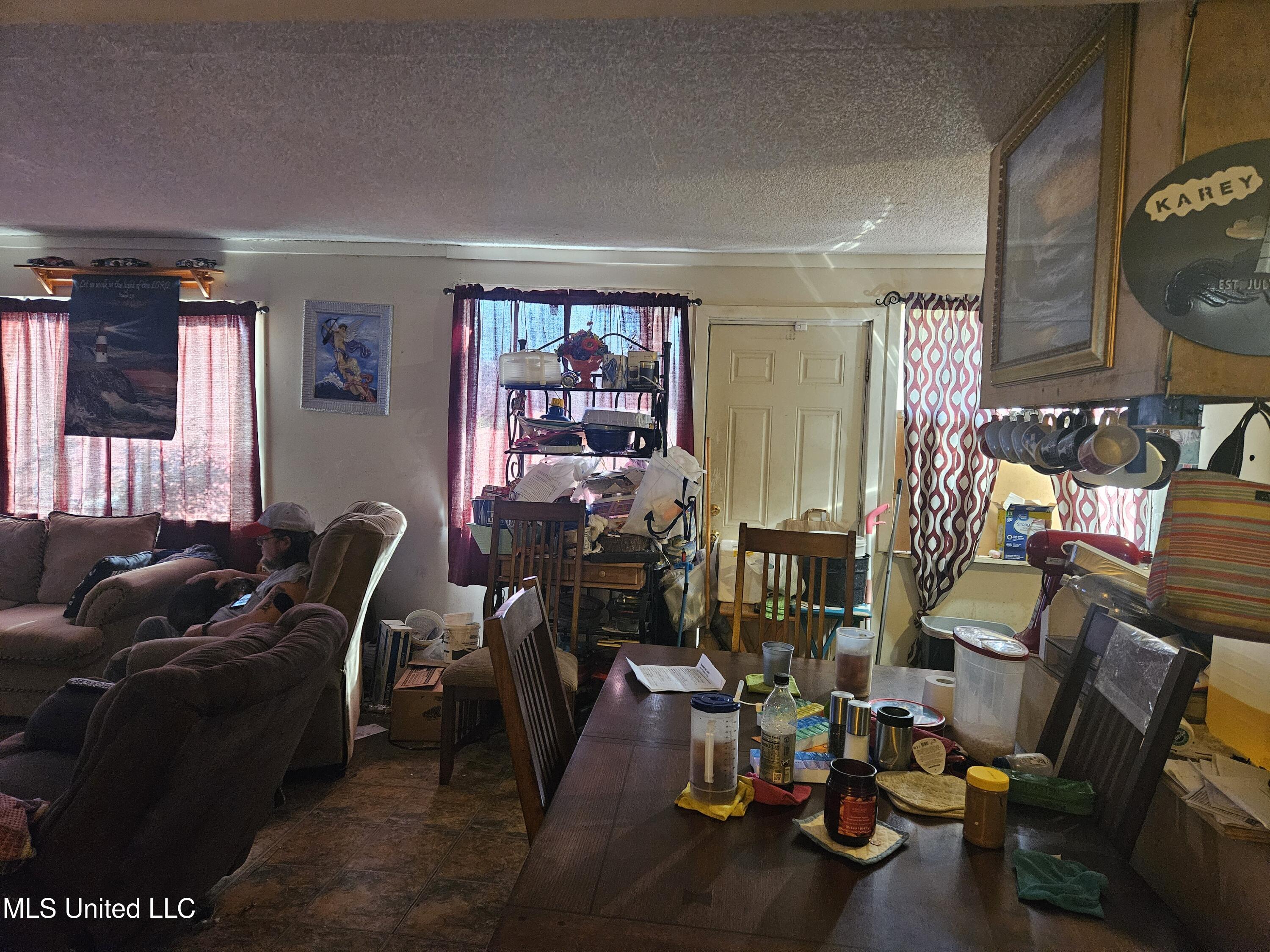 8800 Graham Road Moss Point, MS 39562 - Photo 21 of 38 20250311_165250