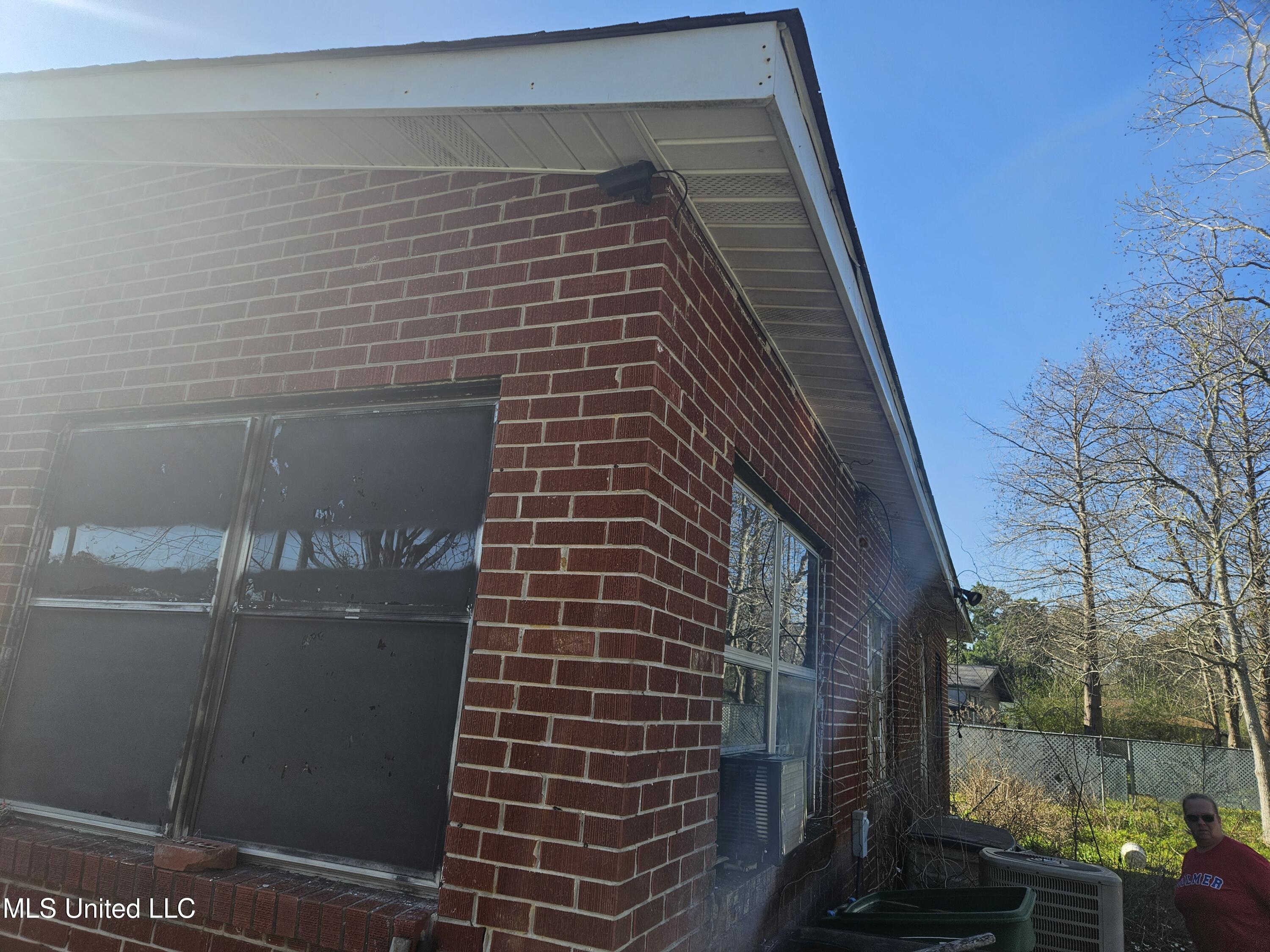 8800 Graham Road Moss Point, MS 39562 - Photo 5 of 38 20250311_163249