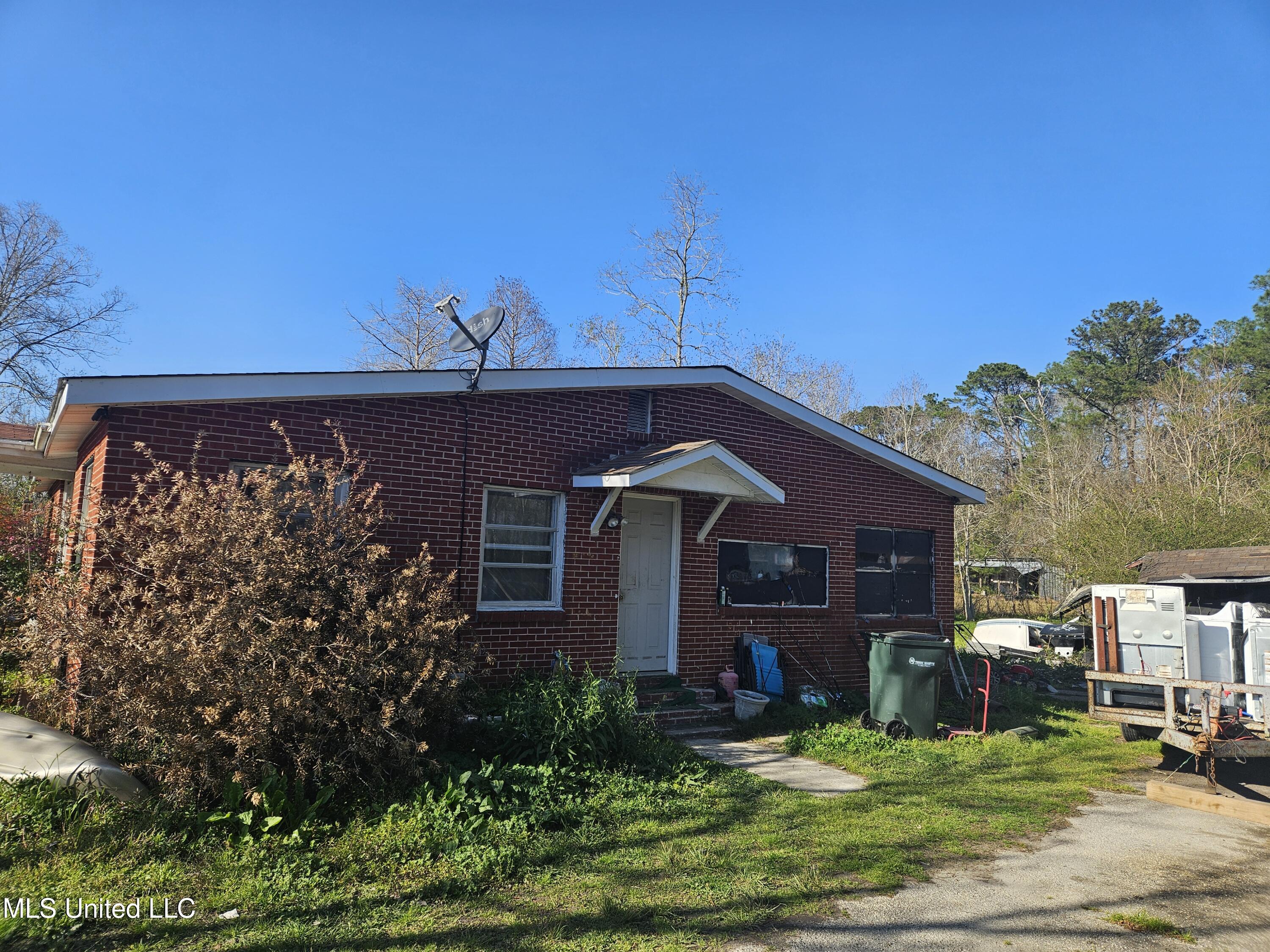8800 Graham Road Moss Point, MS 39562 - Photo 9 of 38 20250311_163417