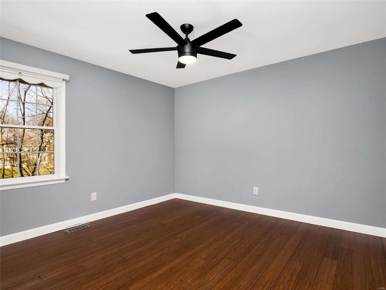 631 Valley Point Lane Ballwin, MO 63021 - Photo 19 of 28