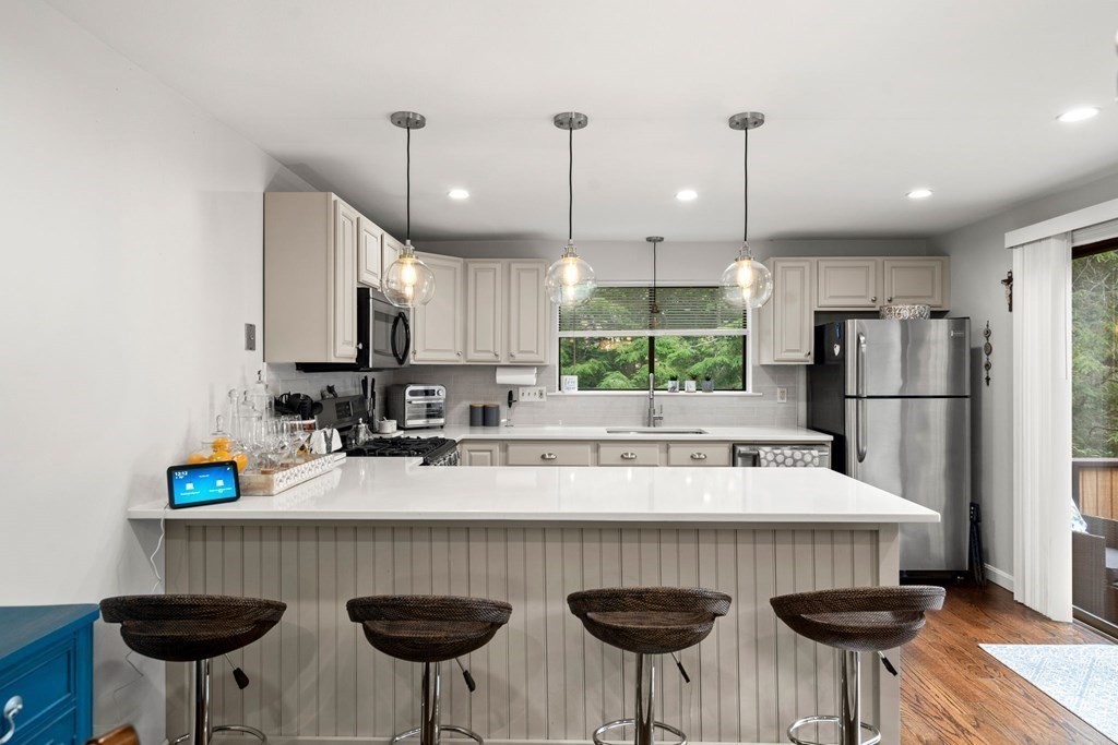 223 Leland Farm Road, Unit 223 Ashland, MA 01721 - Photo 3 of 27 Gallery Image 3