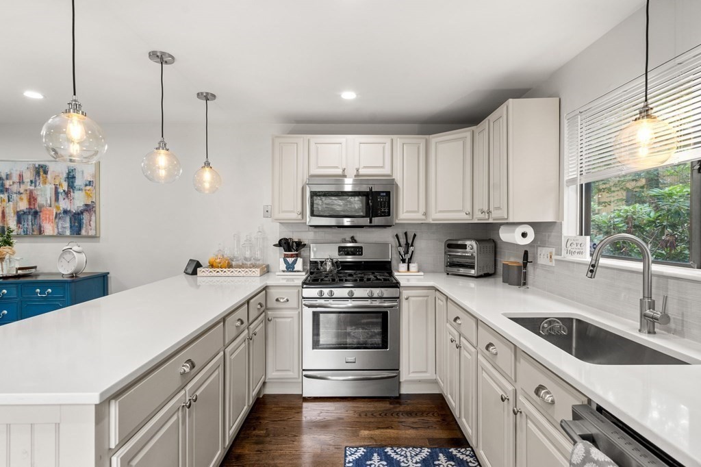 223 Leland Farm Road, Unit 223 Ashland, MA 01721 - Photo 4 of 27 Gallery Image 4