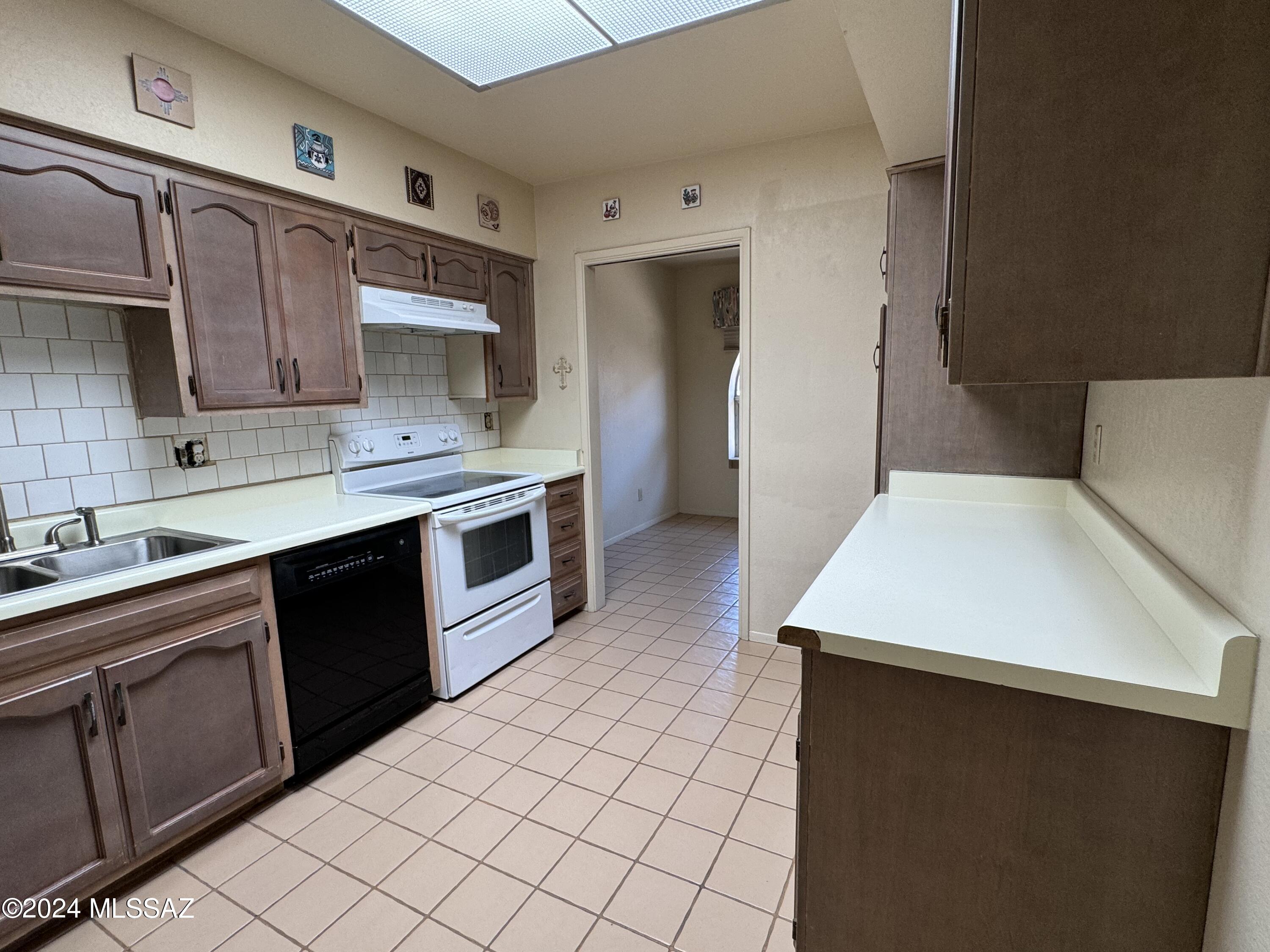 285 South Kolb Road, Unit 29 Tucson, AZ 85710 - Photo 3 of 22 Gallery Image 3