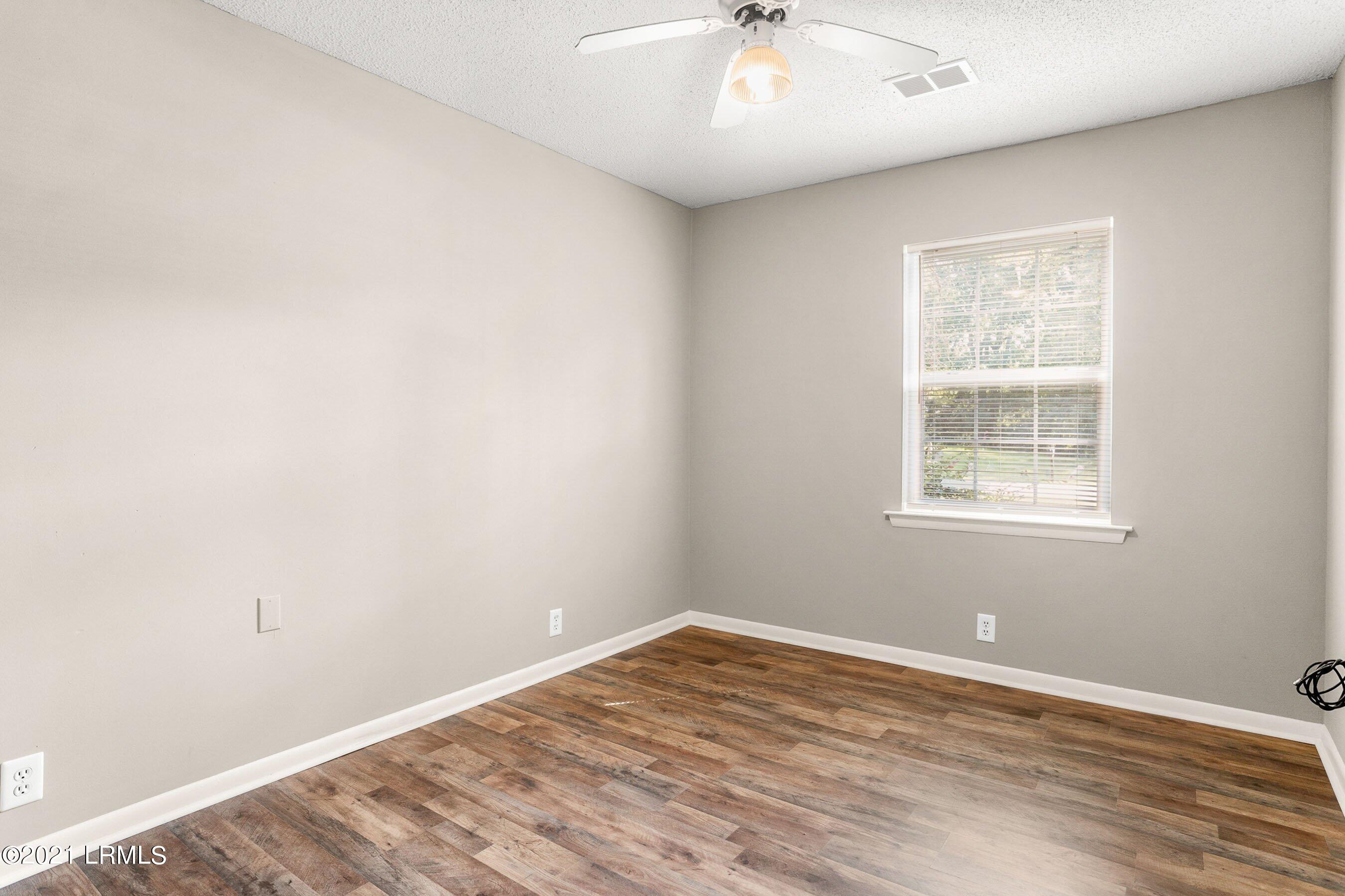1504 Quarter Horse Road Beaufort, SC 29906 - Photo 12 of 27 DSC07032-1.jpg-SMALL