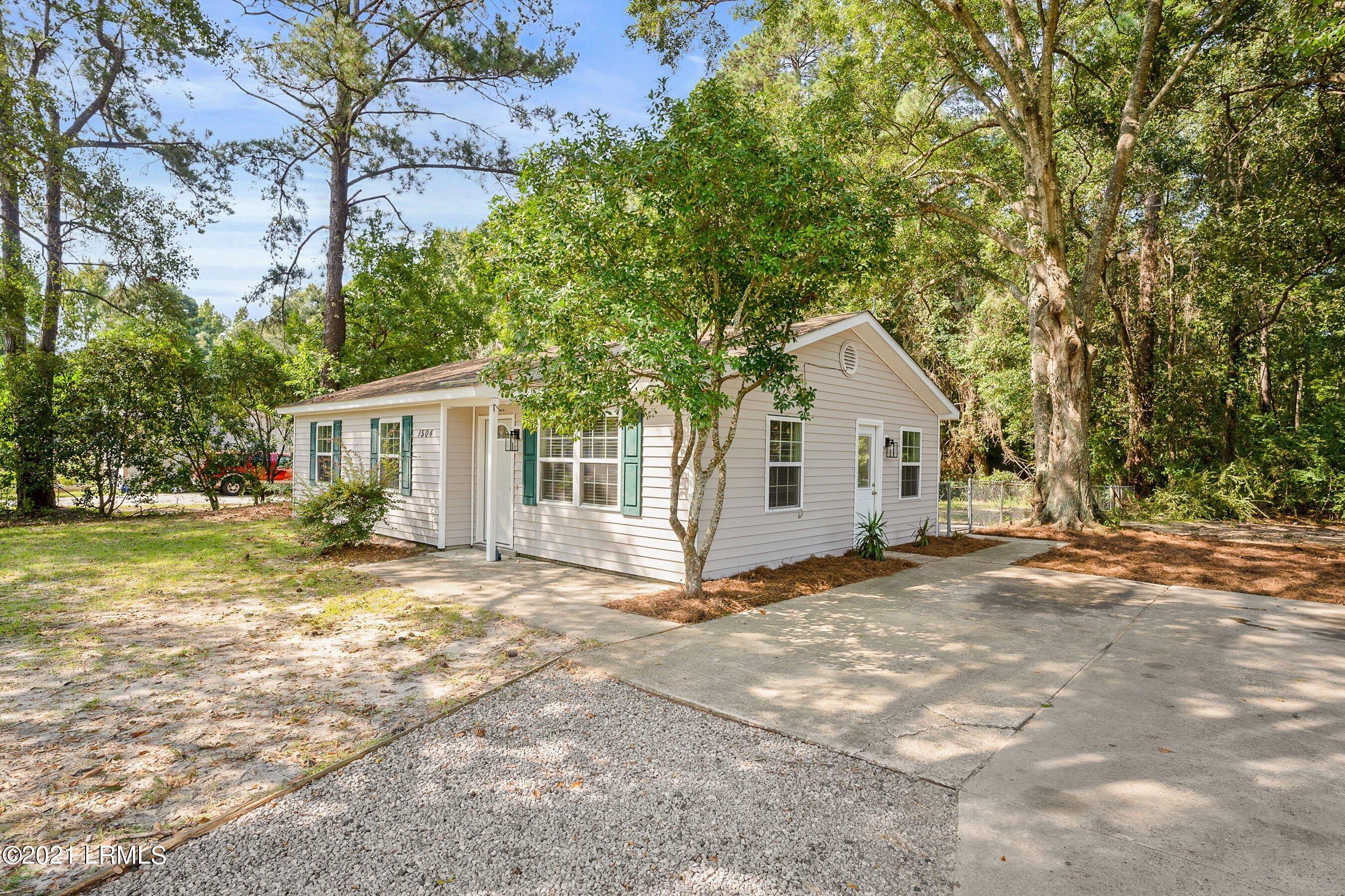 1504 Quarter Horse Road Beaufort, SC 29906 - Photo 3 of 27 DSC07141-1.jpg-SMALL
