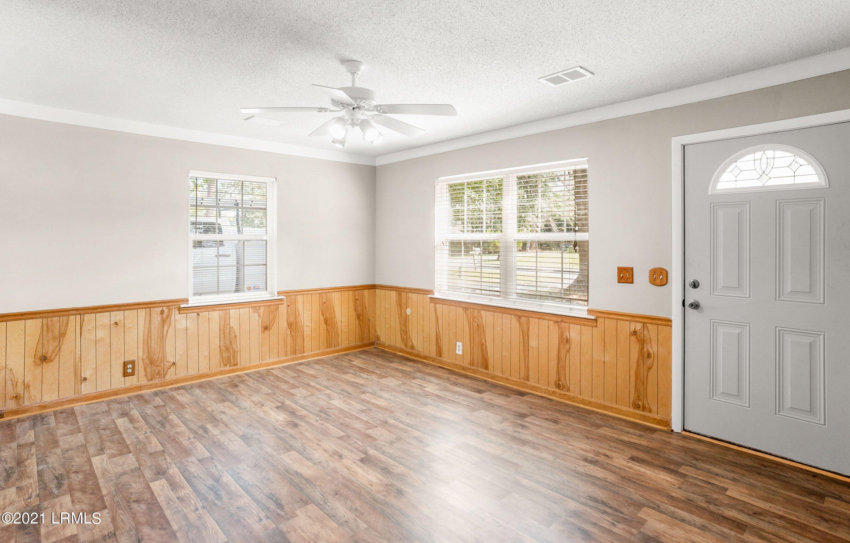 1504 Quarter Horse Road Beaufort, SC 29906 - Photo 6 of 27 DSC07110-1.jpg-SMALL