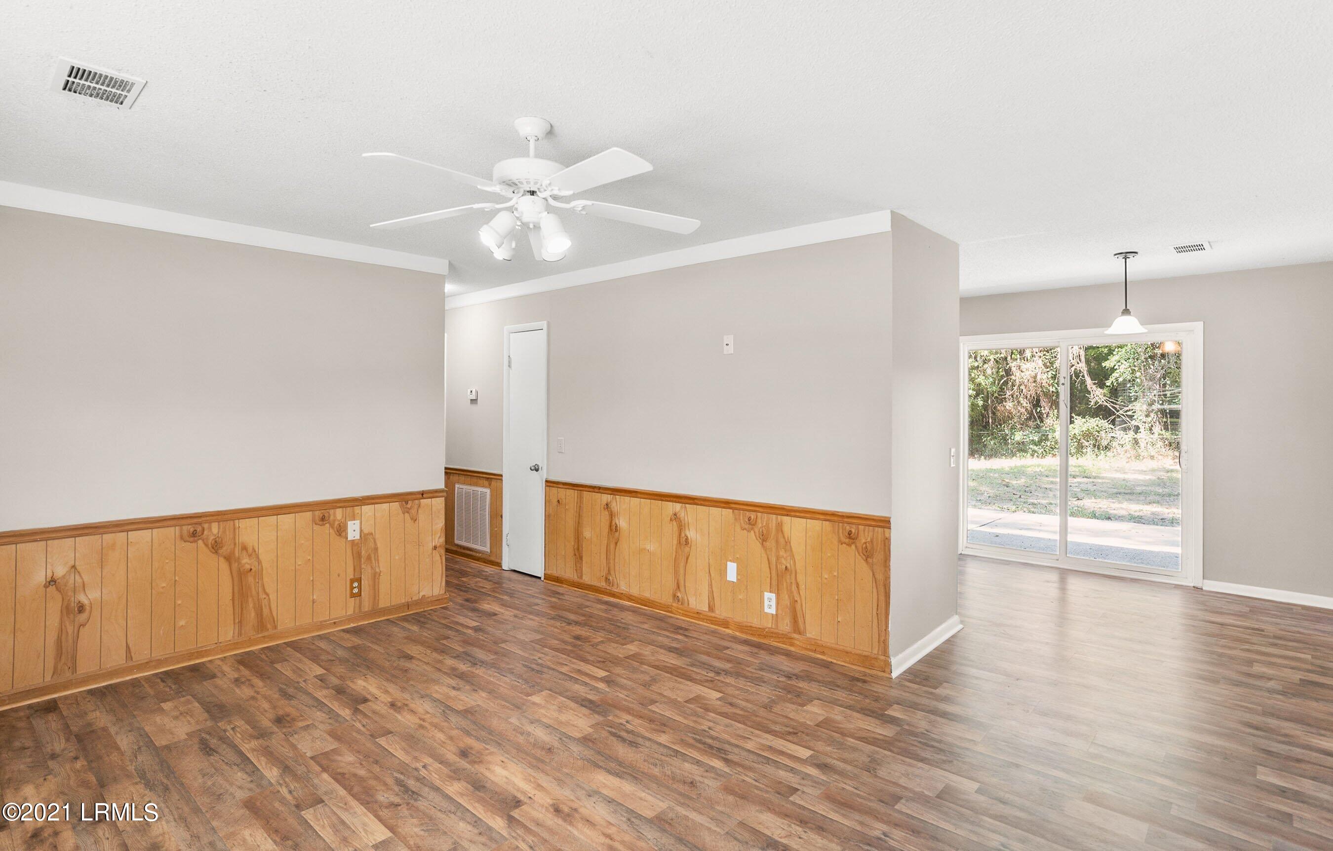 1504 Quarter Horse Road Beaufort, SC 29906 - Photo 7 of 27 DSC07115-1.jpg-SMALL