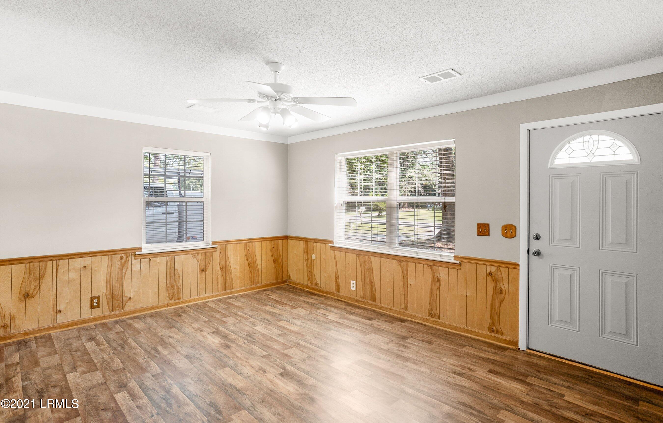 1504 Quarter Horse Road Beaufort, SC 29906 - Photo 8 of 27 DSC07120-1.jpg-SMALL