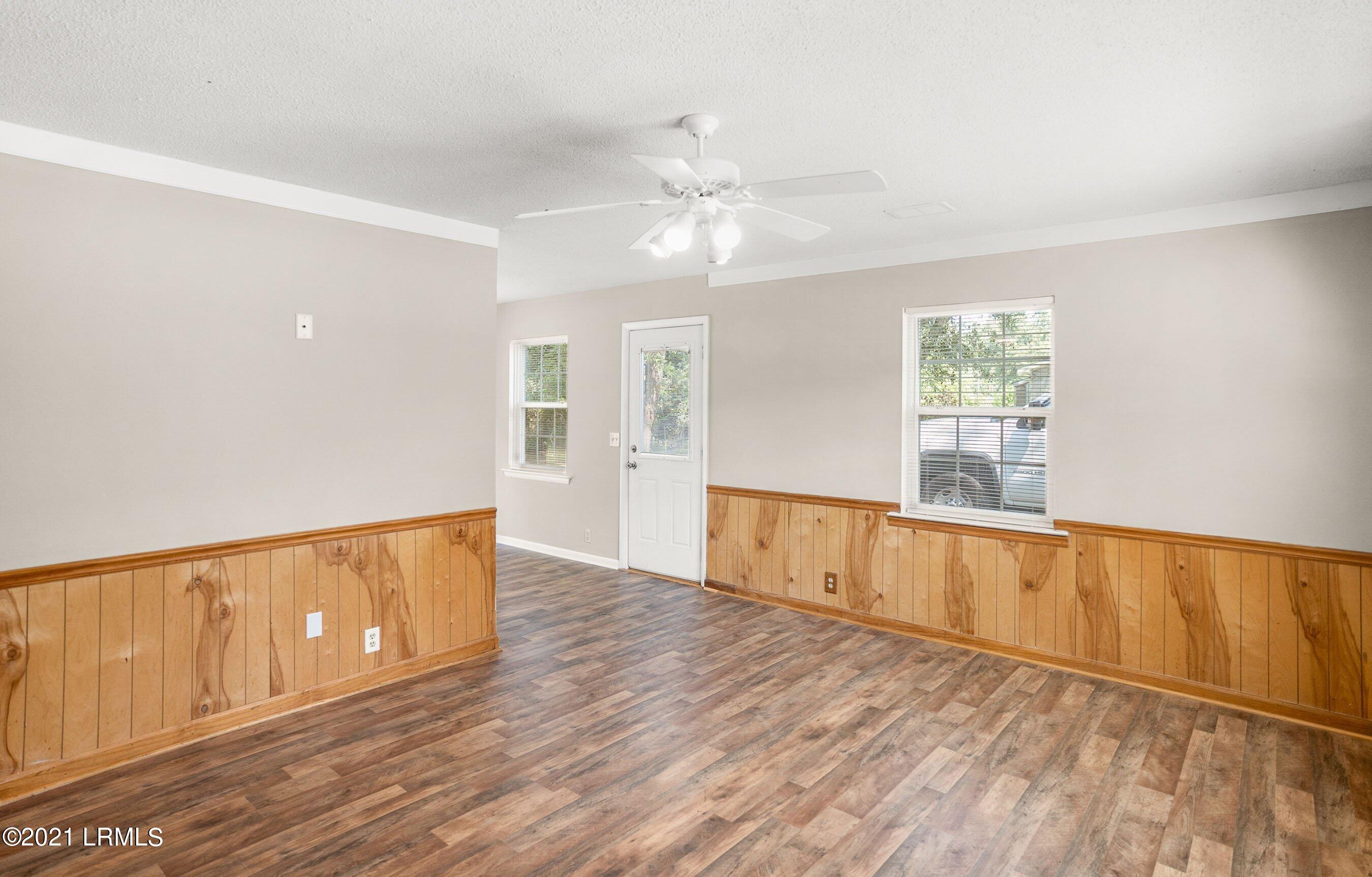 1504 Quarter Horse Road Beaufort, SC 29906 - Photo 9 of 27 DSC07125-1.jpg-SMALL