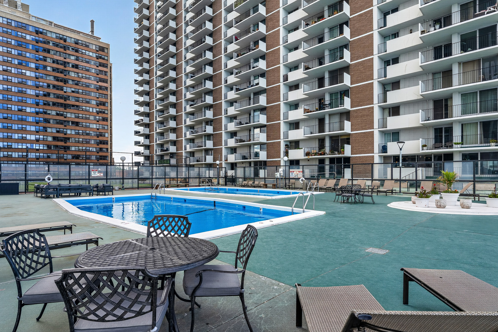 6033 North Sheridan Road, Unit 28D Chicago, IL 60660 - Photo 27 of 48