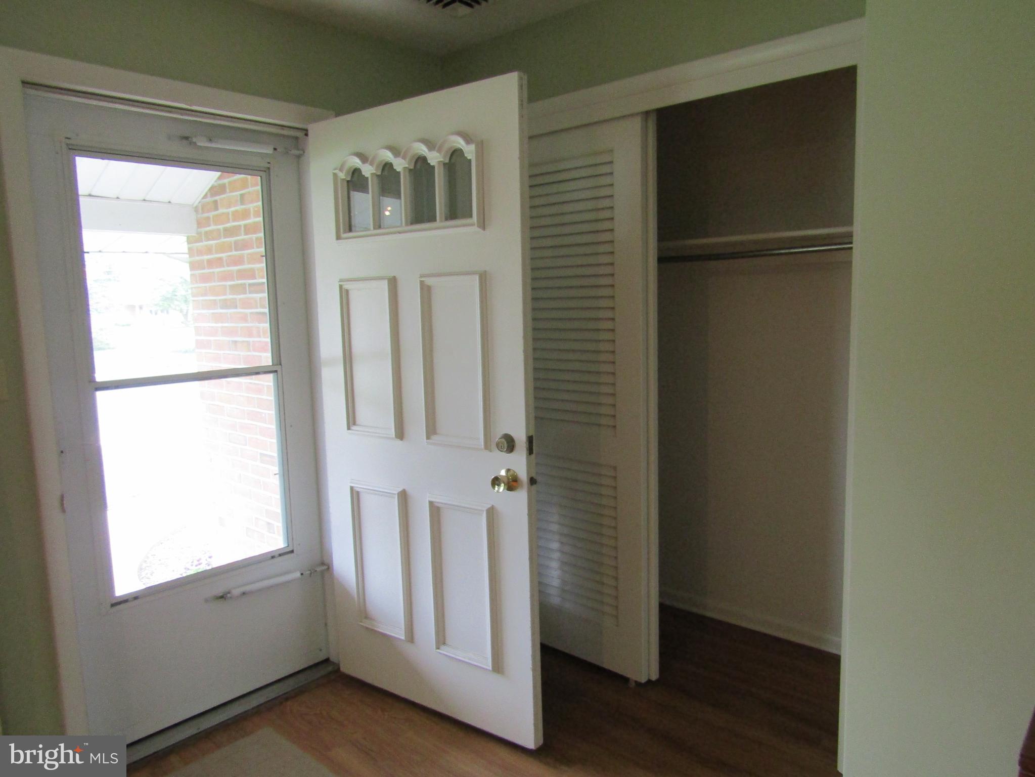 317 Balmer Road Lititz, PA 17543 - Photo 4 of 49