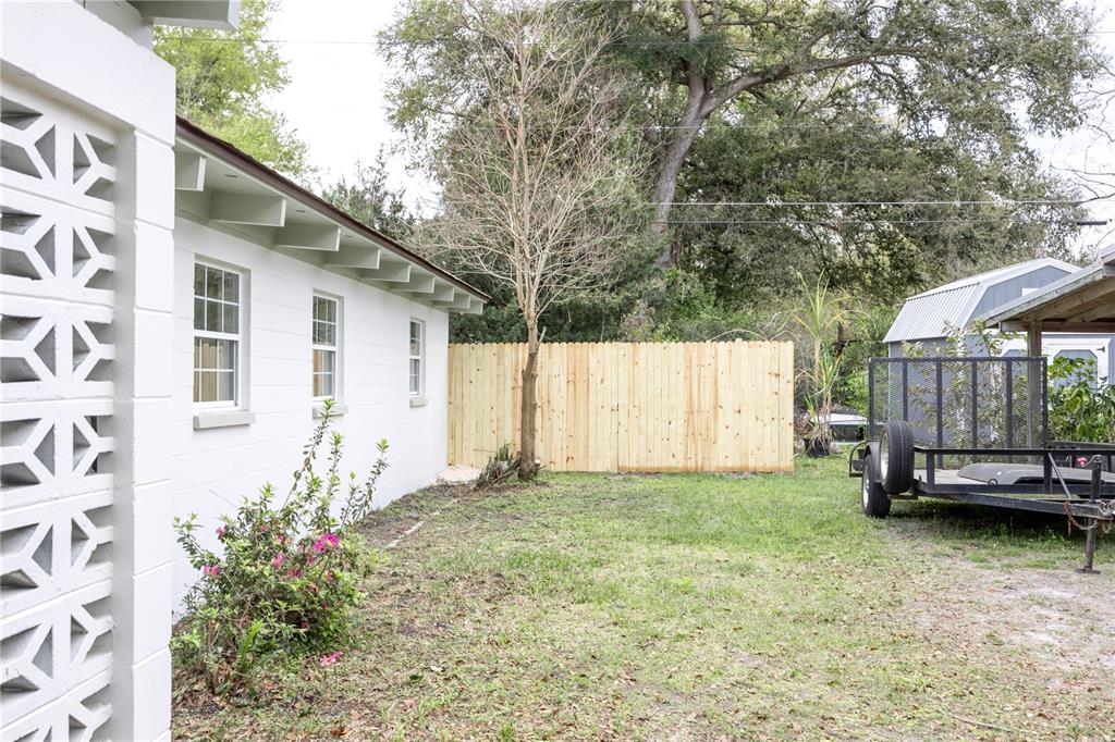 3004 Northeast 12th Street Gainesville, FL 32609 - Photo 4 of 29