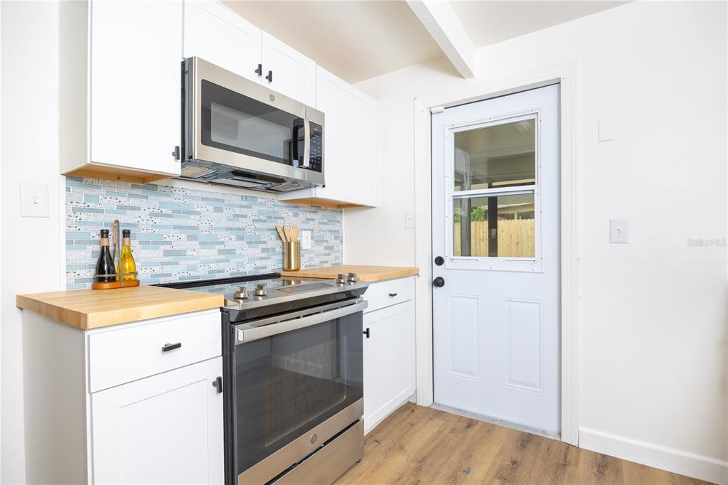 3004 Northeast 12th Street Gainesville, FL 32609 - Photo 10 of 29