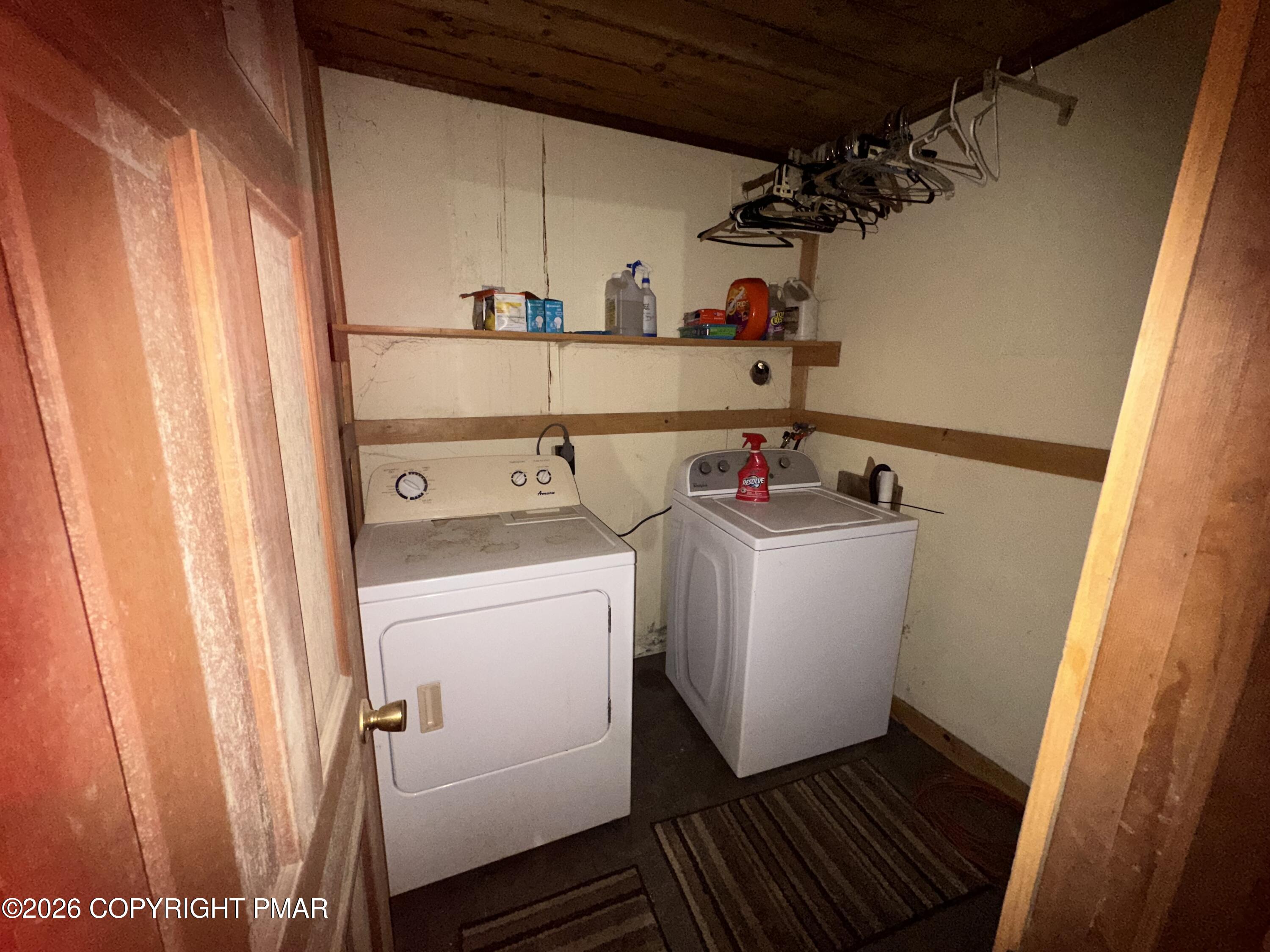 1122 Zephyr Road East Stroudsburg, PA 18302 - Photo 26 of 38 LND. ROOM