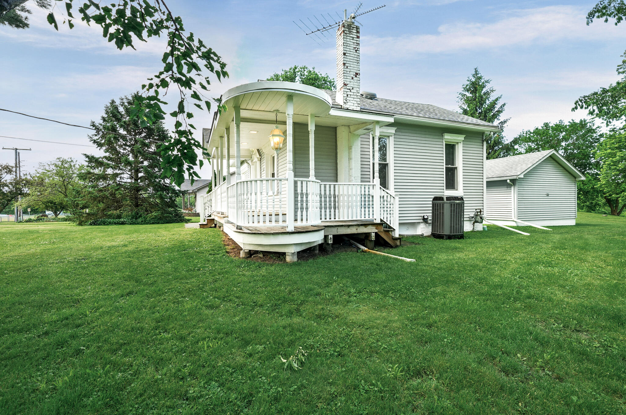 8240 Randolph Street Crown Point, IN 46307 - Photo 44 of 60 2048x1359