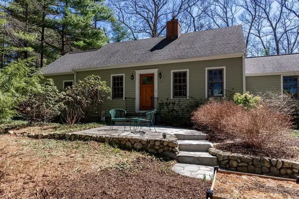 $1,100,000 | 133 Glezen Lane, Wayland, MA 01778