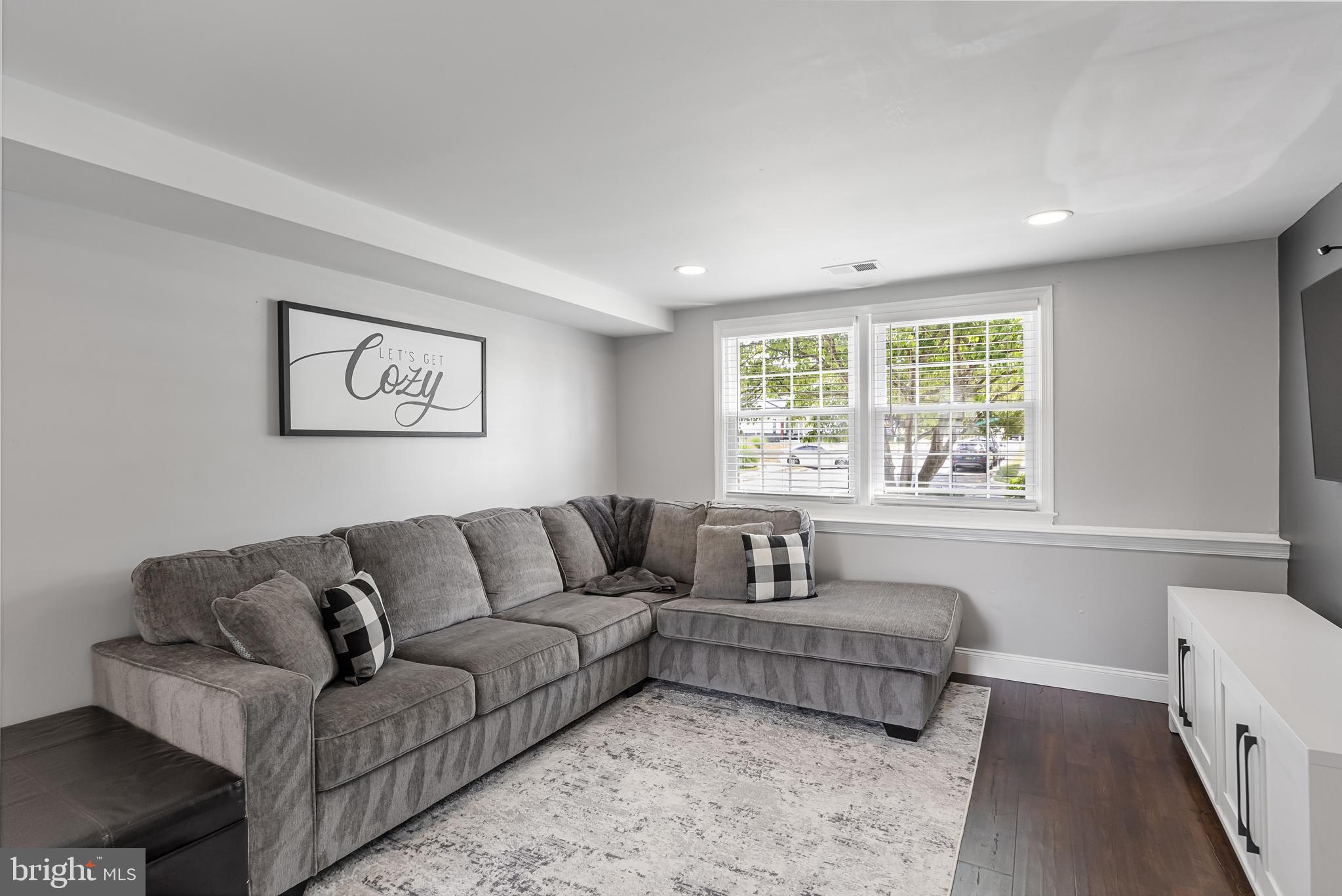 217 Sharrow Vale Road Delran, NJ 08075 - Photo 12 of 30