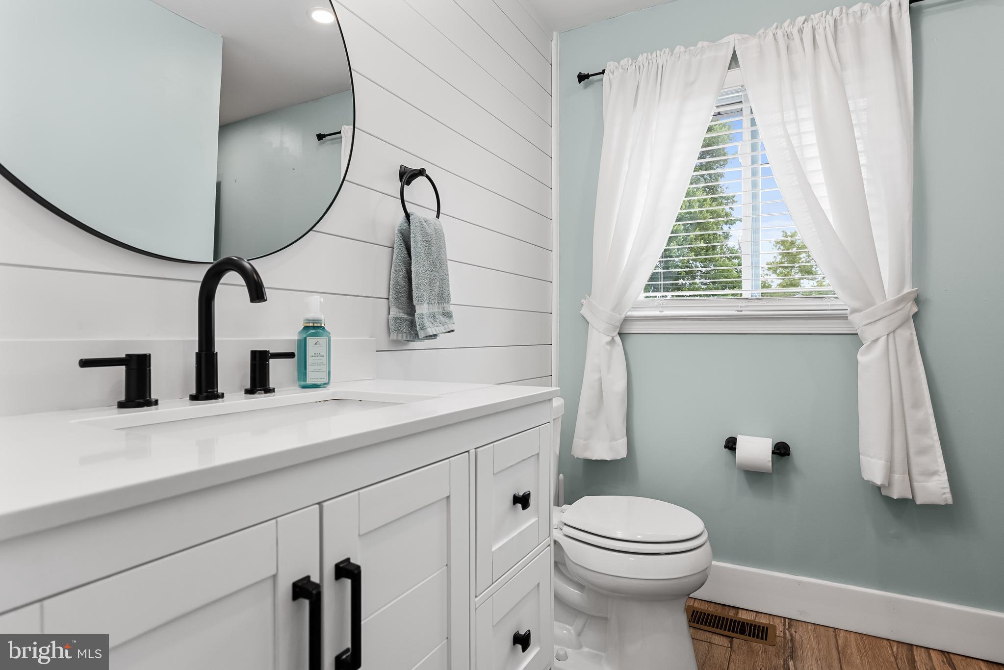 217 Sharrow Vale Road Delran, NJ 08075 - Photo 21 of 30