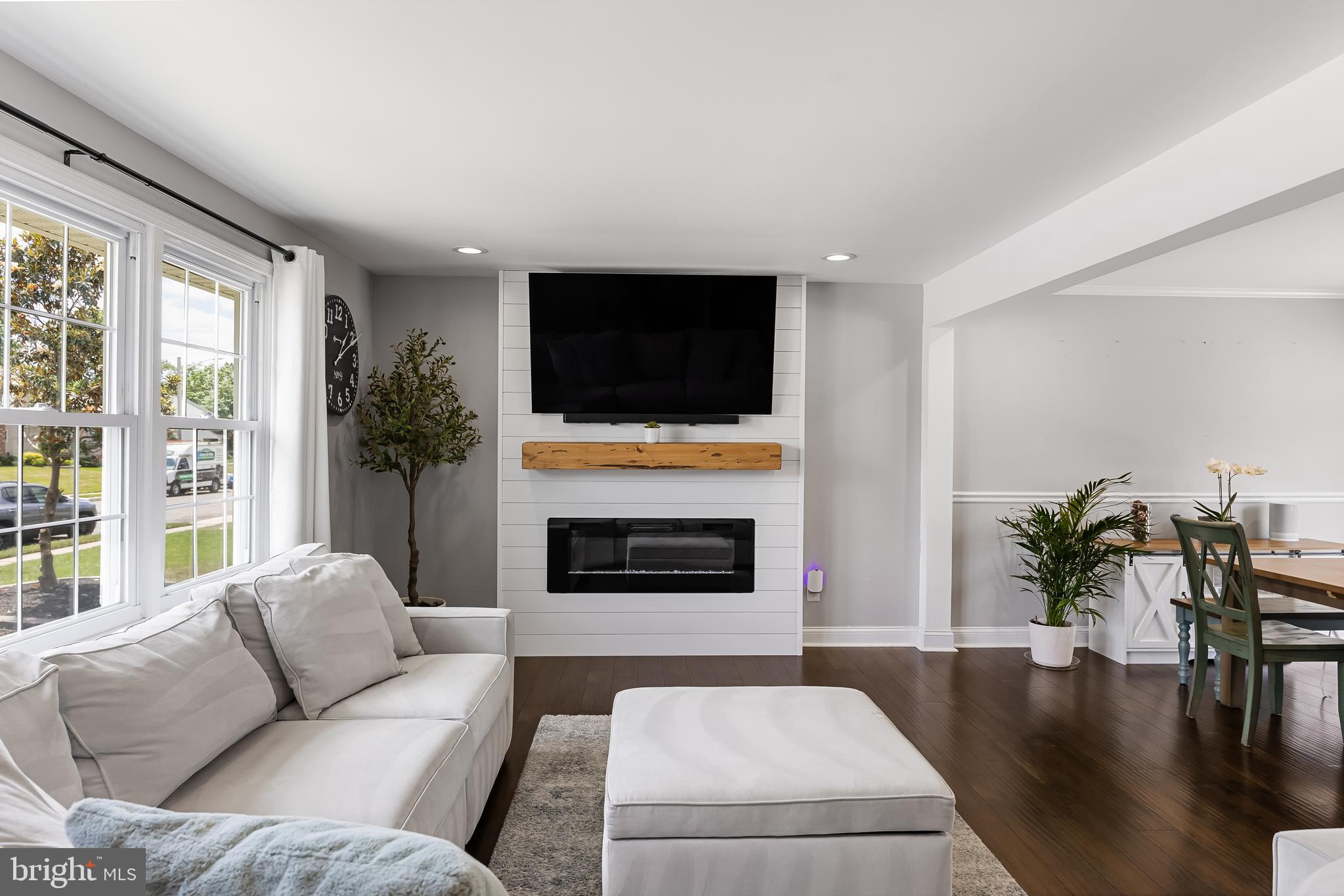 217 Sharrow Vale Road Delran, NJ 08075 - Photo 4 of 30