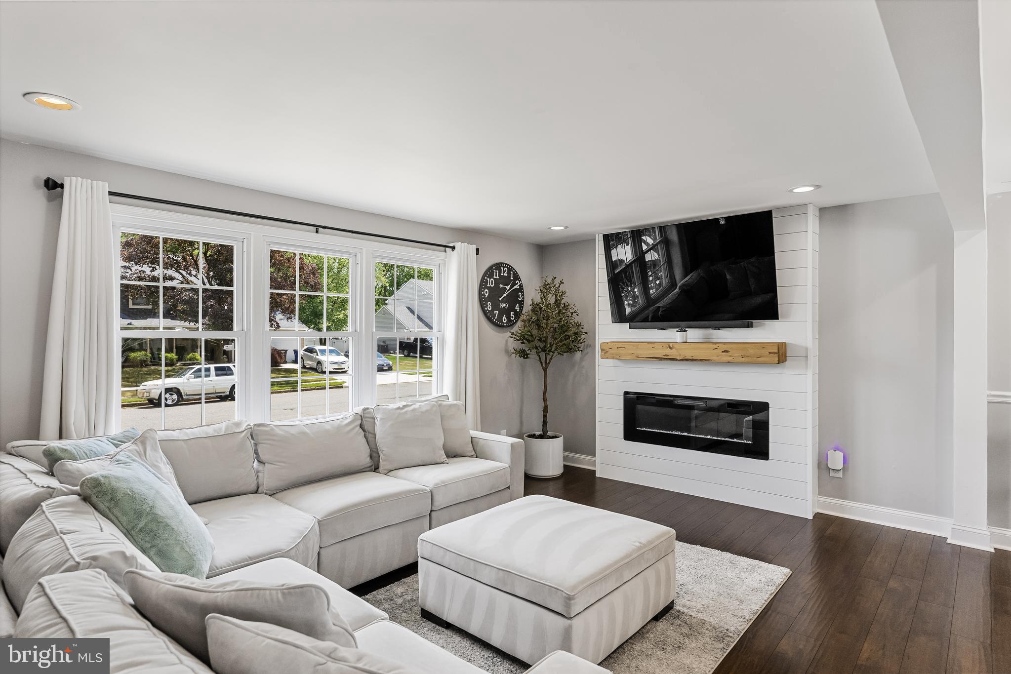 217 Sharrow Vale Road Delran, NJ 08075 - Photo 5 of 30
